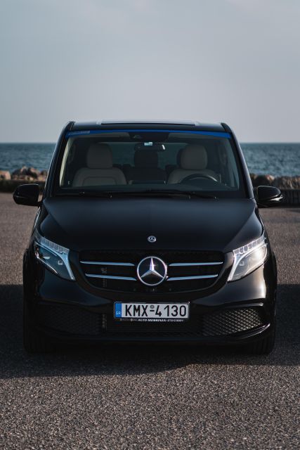 Kalamata Airport: Private Transfer to Costa Navarino - Luggage Allowance