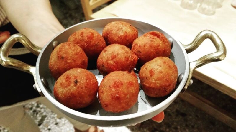 Kalamata: Food Tour and Olive Oil Tasting With Light Lunch - Savoring Traditional Greek Appetizers