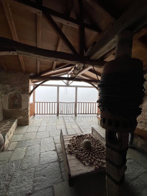Kalambaka: Meteora Guided Tour With Local Guide - Monastic Community History