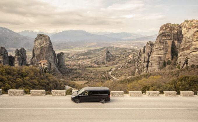 Kalampaka: Meteora Private Customized Tour in English 6 Hour - Visiting Hidden Monasteries