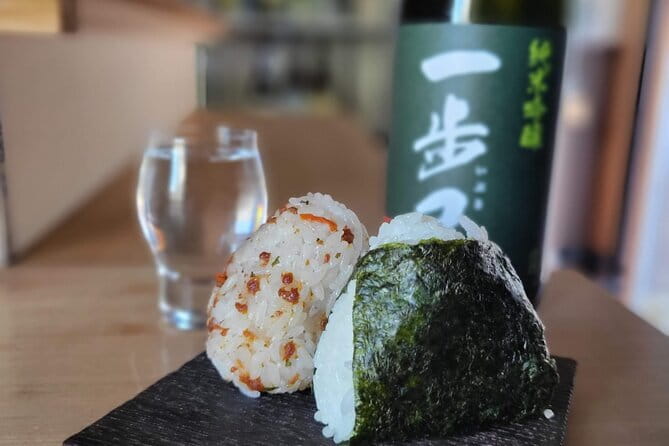 Kamakura Small Group Onigiri Making and Sake Tasting in Sake Bar - Key Points