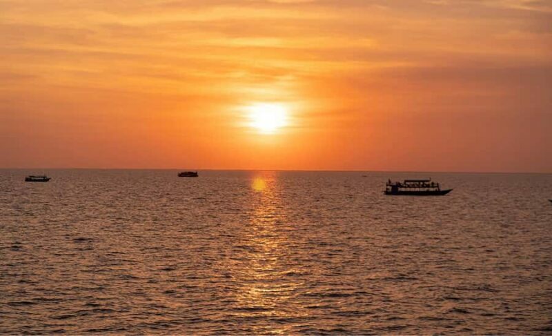 Kampong Phluk Floating Village Morning or Sunset Boat Tour - Exploring Kampong Phluk: An Authentic Cambodian Experience