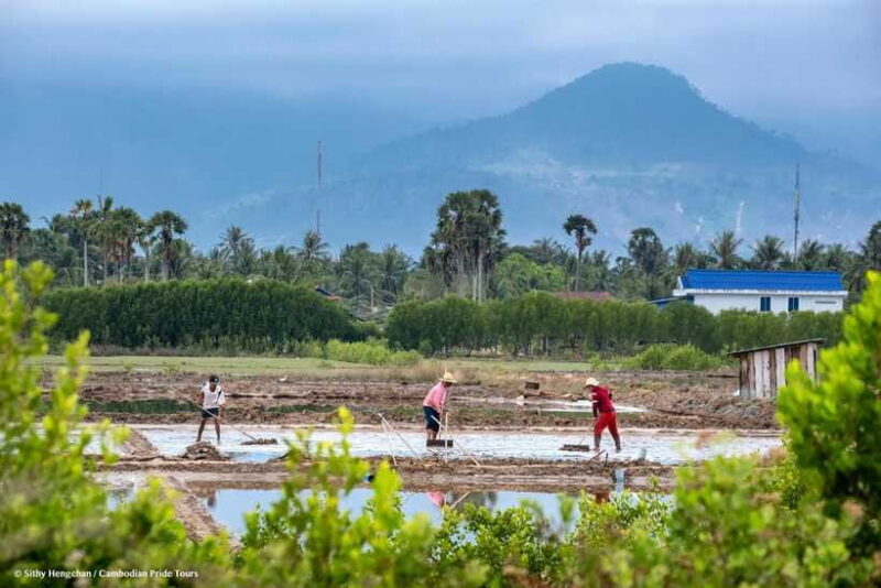 Kampot: Salt Fields, Pepper Farm, and Secret Lake Tour - Included and Excluded Items