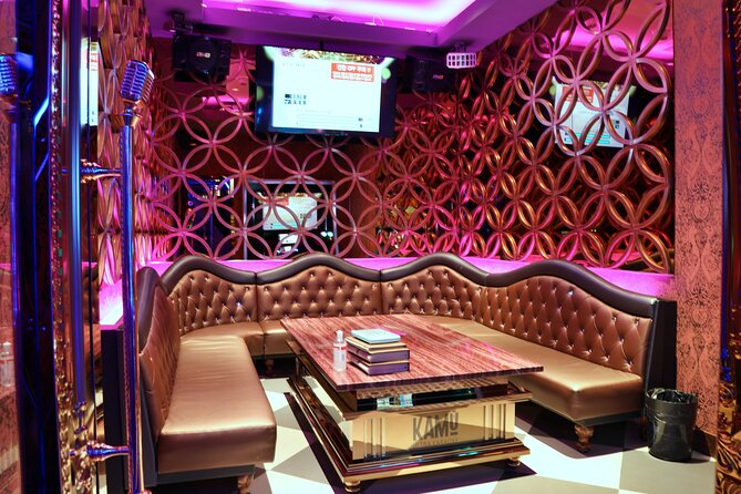 KAMU Ultra Karaoke at the Venetian Hotel and Casino in Las Vegas - Cocktails, Bottles, and Food