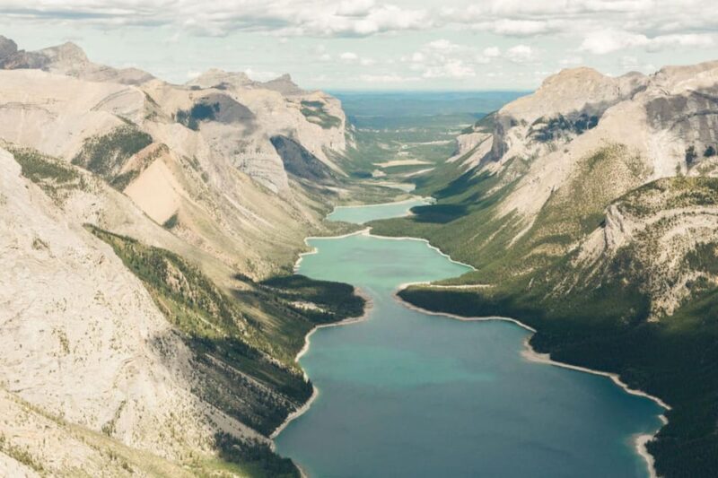 Kananaskis: 30-Minute Heli Tour of Minnewanka Lake and Banff - What to Expect