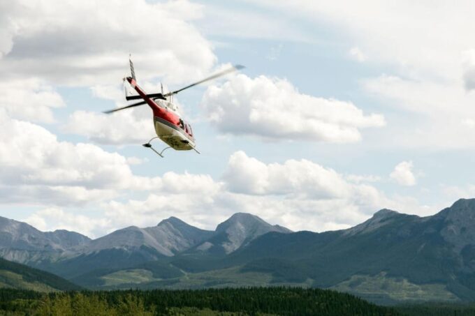 Kananaskis: 30-Minute Heli Tour of Minnewanka Lake and Banff - Frequently Asked Questions