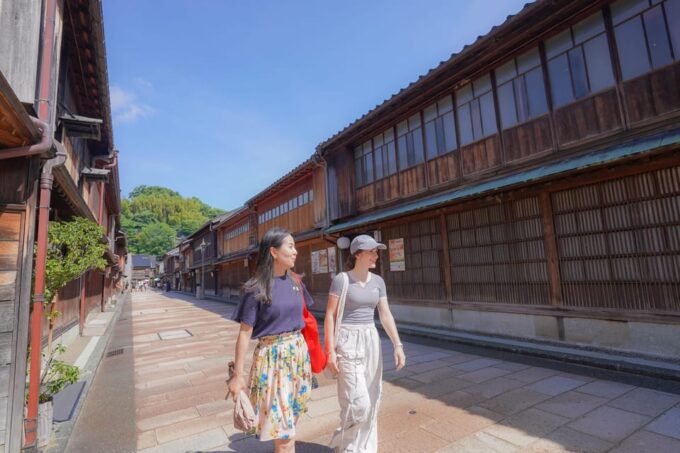 Kanazawa Half-day Historical Walking Tour - Exploring Kanazawas Cultural Significance