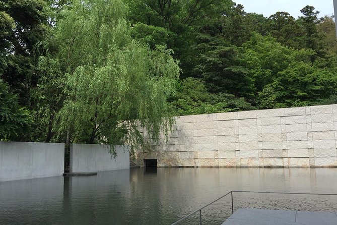 Kanazawa Highlights Tour Including Kenrokuen Garden - Kanazawa Castle Visit
