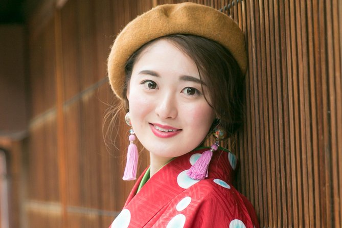 Kanazawa Kimono Walking Plan - Dress Up Experience