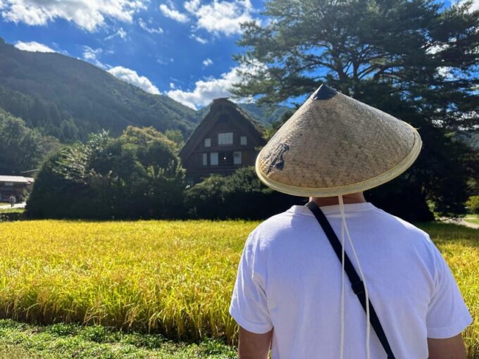 Kanazawa: Nostalgic Shirakawa-go & Kanazawa Tour - Booking and Cancellation