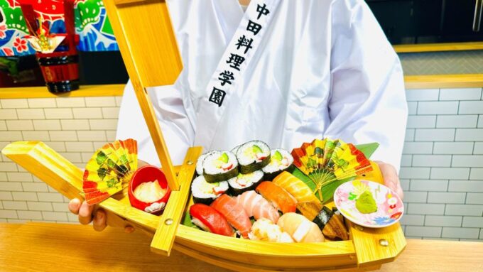 Kanazawa: Sushi & Japanese Cooking Class With a Master Chef - Inclusions and Amenities