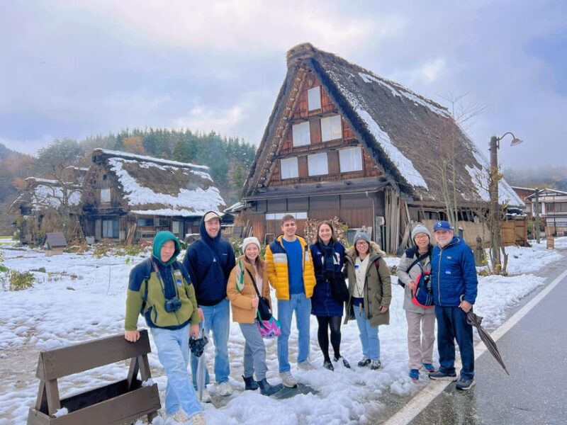 Kanazawa: World Heritage Shirakawa-go Guided Tour - Itinerary and Experience