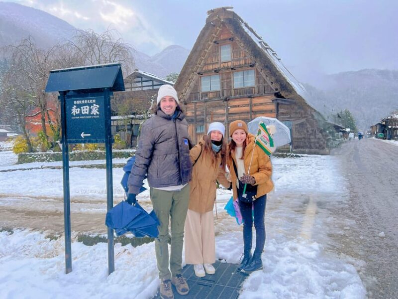Kanazawa: World Heritage Shirakawa-go & Two Local Experience - Key Points