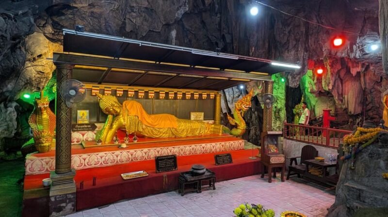 Kanchanaburi: Scenic Private Longtail Tour at River Kwai - JEATH War Museum