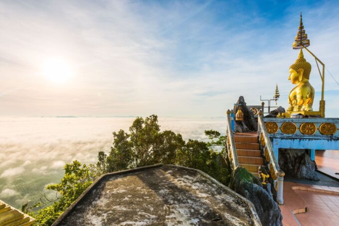 Kanchanaburi: Sightseeing Tour With Amphawa Market - Amphawa Floating Market