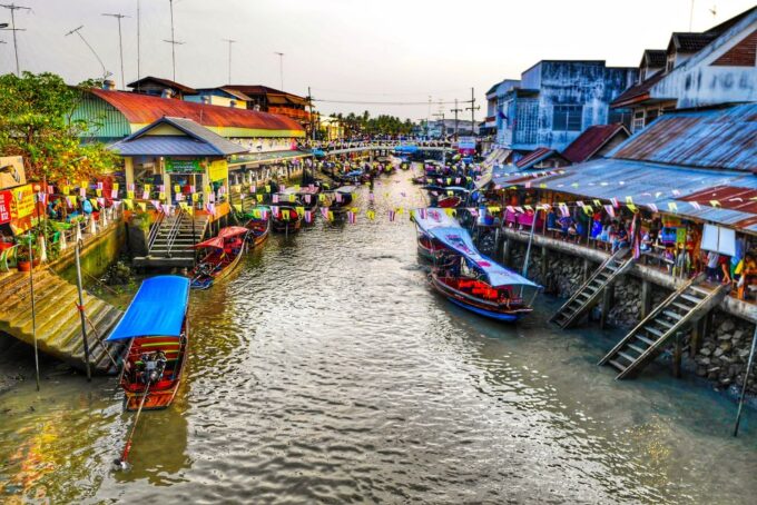 Kanchanaburi: Sightseeing Tour With Amphawa Market - Transportation and Logistics