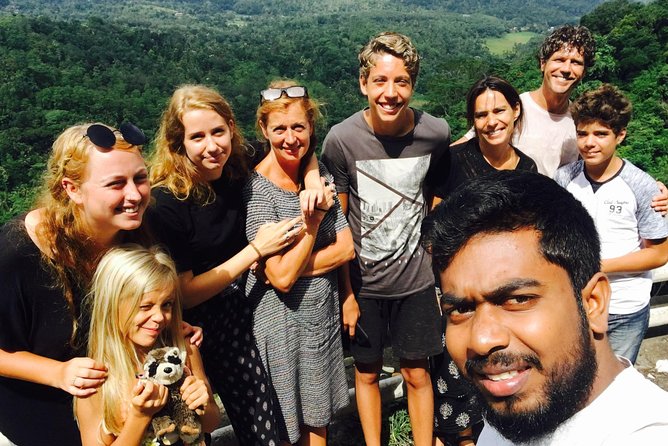 Kandy City Day Tour and Trip Private Luxury Car and Van - Experiencing Luxury With Convenience