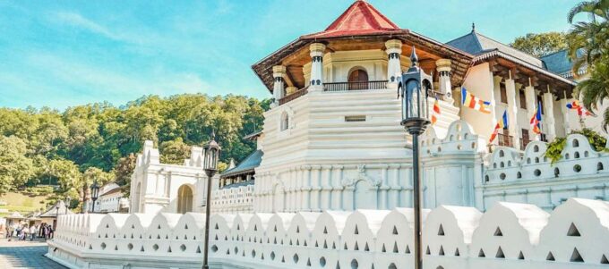 Kandy: City Tour and Sightseeing Shopping Tour by Tuk Tuk - Additional Information