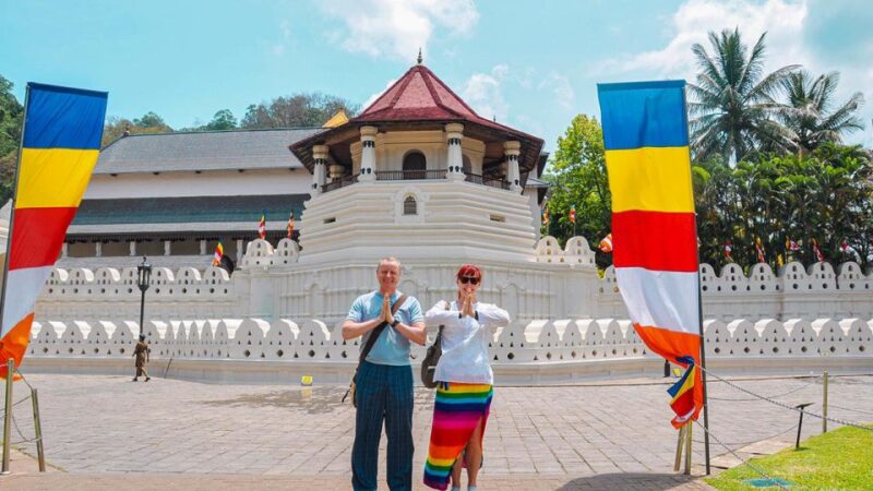 Kandy City Walk With a Local (Private 5-Hour Tour) - Key Points
