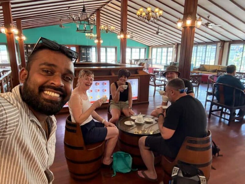 Kandy: Colonial History, War Cemetery & Royal Gardens Tour - Key Points