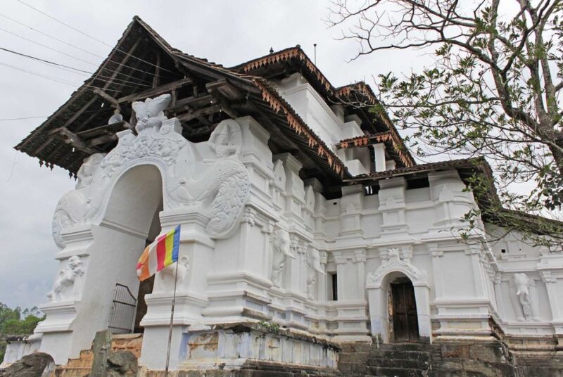Kandy: Historical Three Temples All-Inclusive Tour - Inclusions