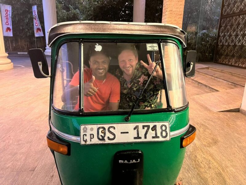 Kandy: Private Guided Tour of the City by Tuk-Tuk - Key Points