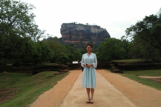 Kandy, Sigiriya and Pidurangala Rock Tuk Tuk Safari - The Sum Up: Who Really Gains the Most?