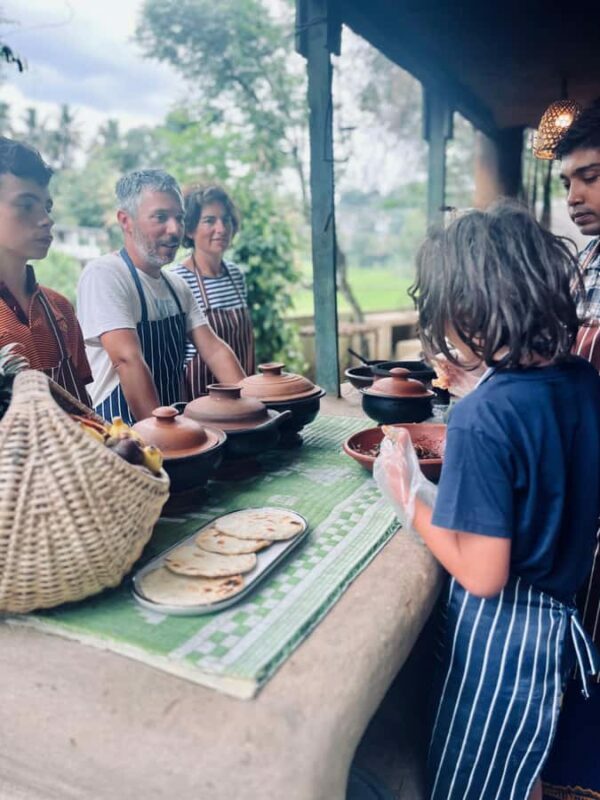 Kandy: Srilankan Cooking Class with Meal in Woodfire Kitchen - What the Reviews Tell Us