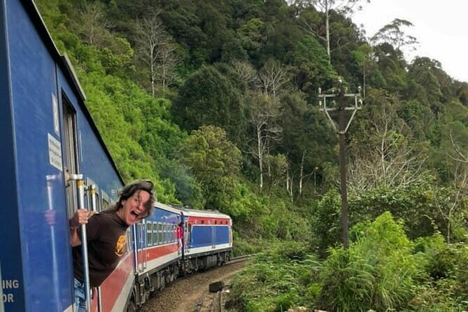 Kandy to Nanuoya (Nuwaraeliya) by Train - Reserved Seats - The Stops & What to Expect