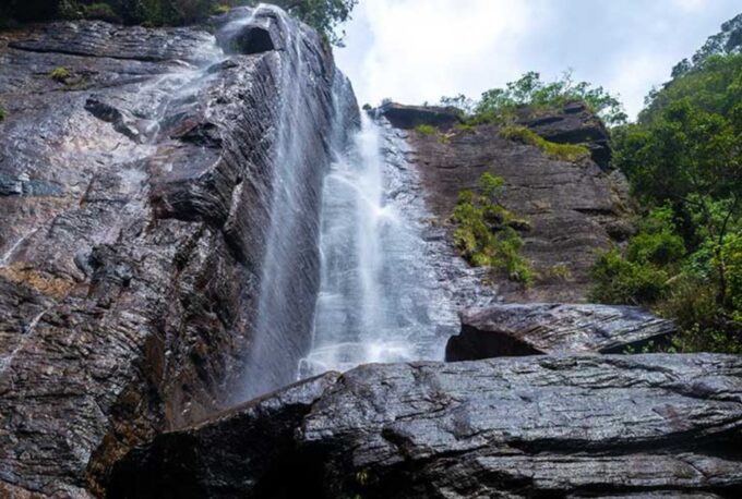 Kandy to Nuwara Eliya With One Night Stay at Little England - Booking and Payment Details