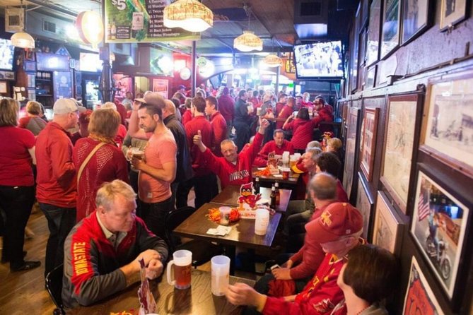 Kansas City Bar Hunt: Kansas City Crush Bar Crawl - Meeting Point and Start Time