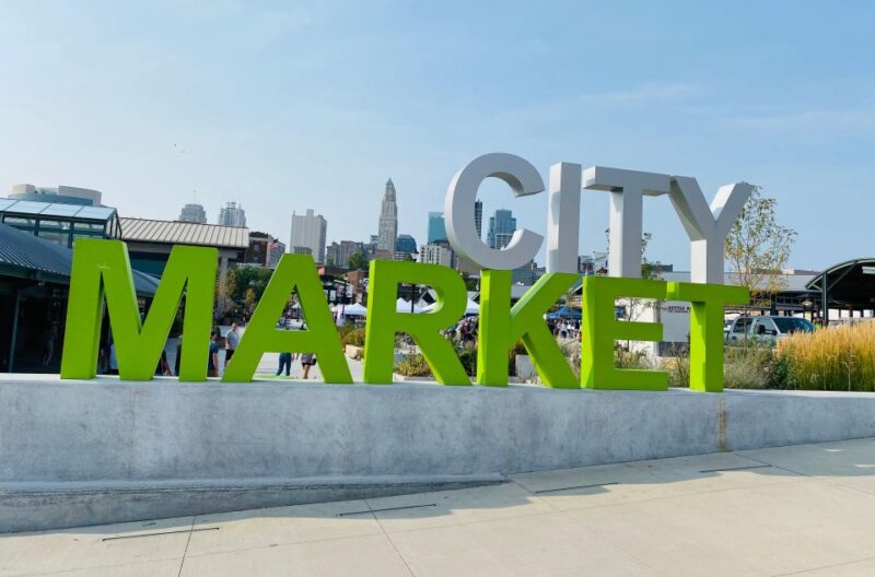 Kansas City: Steamboats, Gangsters & Lady Bosses - Diverse Eateries and Local Experiences