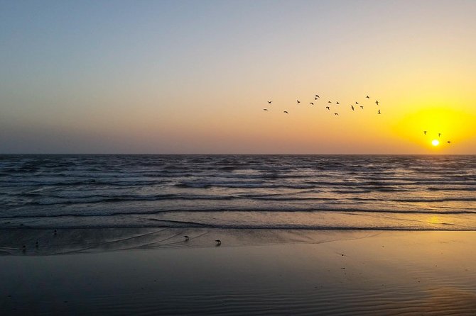 Karachi Sightseeing Private City Tour. - Vibrant Street Markets and Local Cuisine