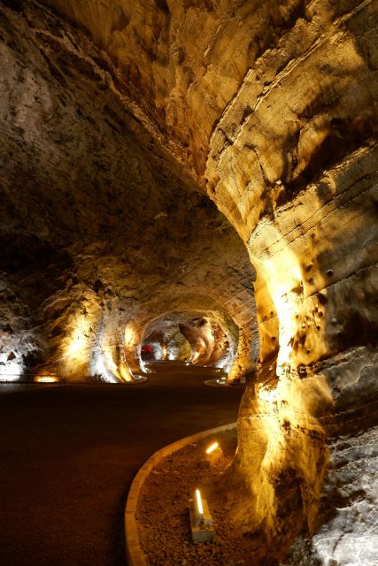 Karaincave Ofneandertals+Caravanserai Ofseljucs/Privatetour - Inclusions