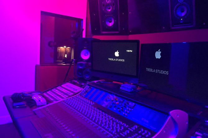 Karaoke Recording Inside a Professional Recording Studio - Key Points