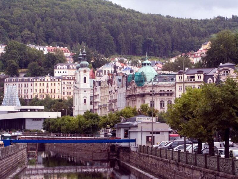 Karlovy Vary & Marianske Lazne Tour From Prague With Lunch - Tour Highlights and Activities