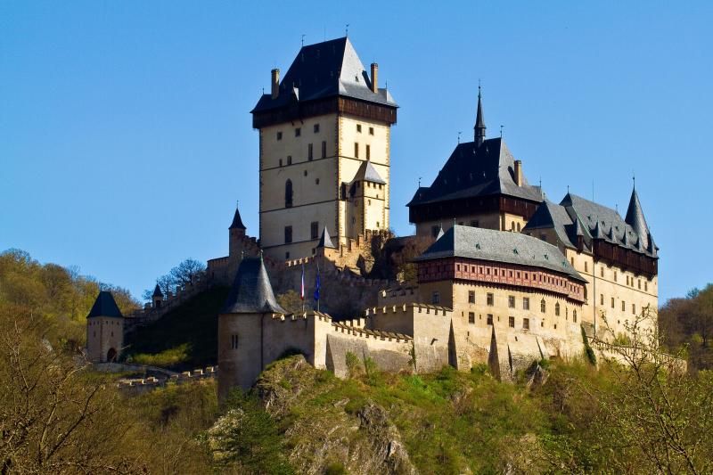 Karlstejn Castle: Skip-The-Line Ticket and Tour From Prague - Transportation and Accessibility