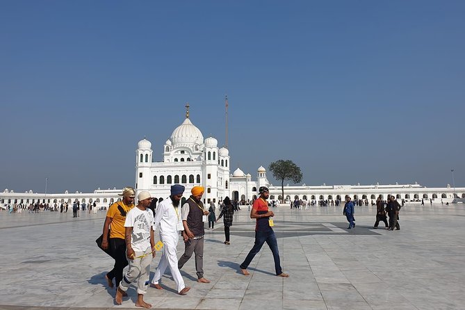 Kartarpur-Guru-Nanak Sab One Day Tour - Crossing the Kartarpur Border