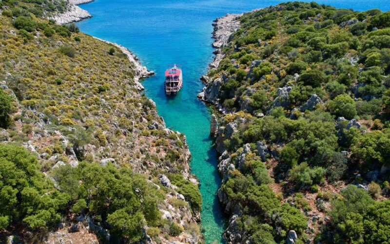 Kas: Full-Day Boat Tour With Lunch - Included Services
