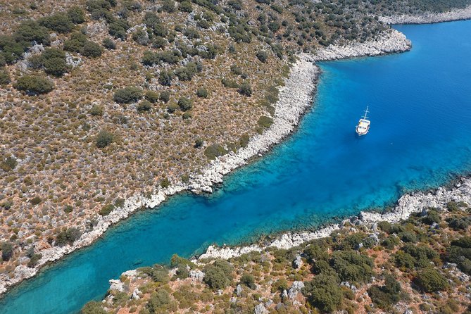 Kas: Kekova Island Sunken City & Historical Sites Boat Tour - Tour Accessibility and Transportation