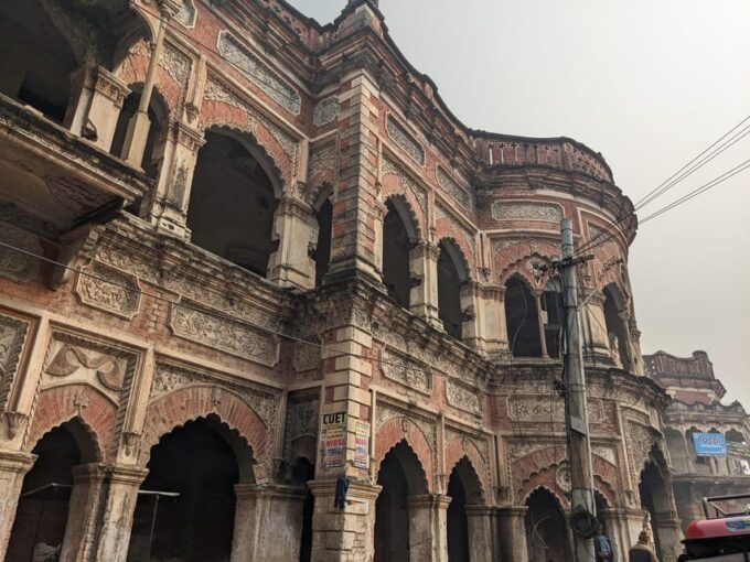Kashi Vishwanath, Manikanka, Ganga Aarti - Exploring Kashi Vishwanath