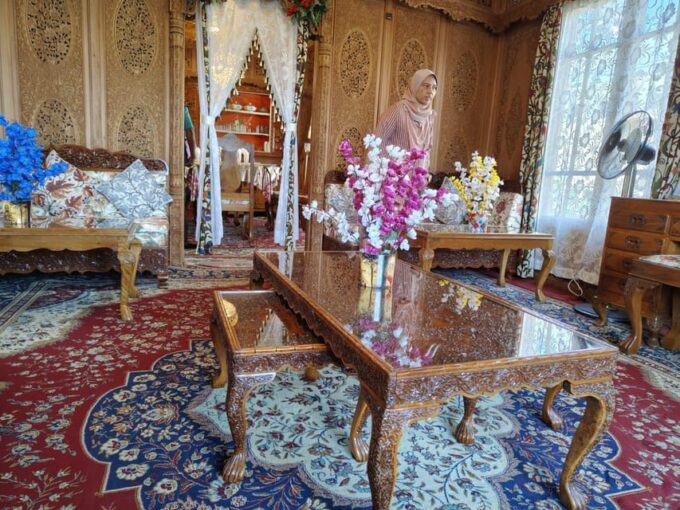 Kashmir Dal Lake Srinagar Houseboat Stay for 4 Days - Frequently Asked Questions
