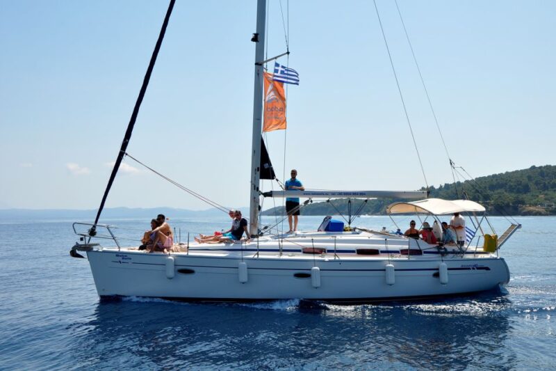 Kassandra: Private Sailing Cruise From Paliouri to Sithonia - On-board Entertainment and Amenities