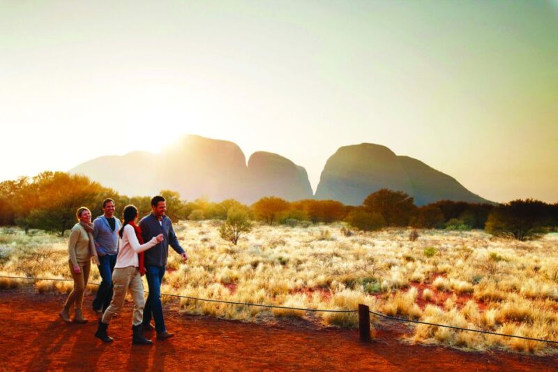 Kata Tjuta Sunrise & Valley of the Winds Tour + Breakfast - Itinerary