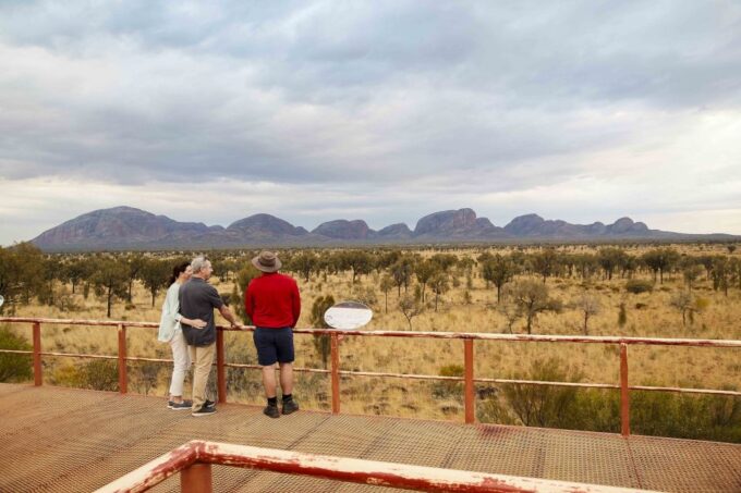 Kata Tjuta Sunrise & Valley of the Winds Tour + Breakfast - Exploring Kata Tjuta