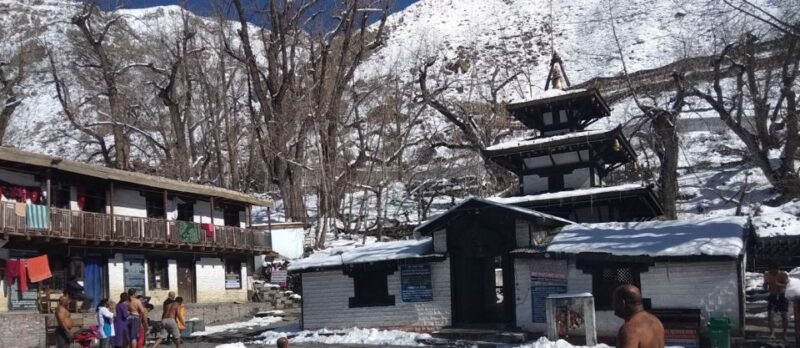 Kathmandu: 20-Day Tilicho Lake Trek - Trekking Gear and Supplies