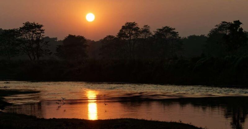 Kathmandu: 3 Day Chitwan Jungle Safari Tour Package - Key Points