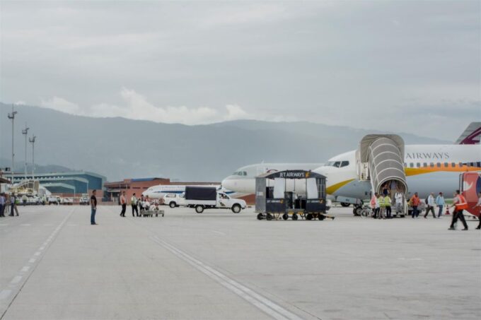 Kathmandu: Airport Meet and Greet Service - VIP Experience