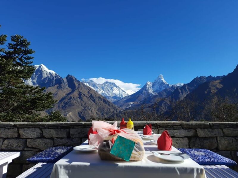 Kathmandu: Everest Base Camp Helicopter Tour With Breakfast - Experience Highlights