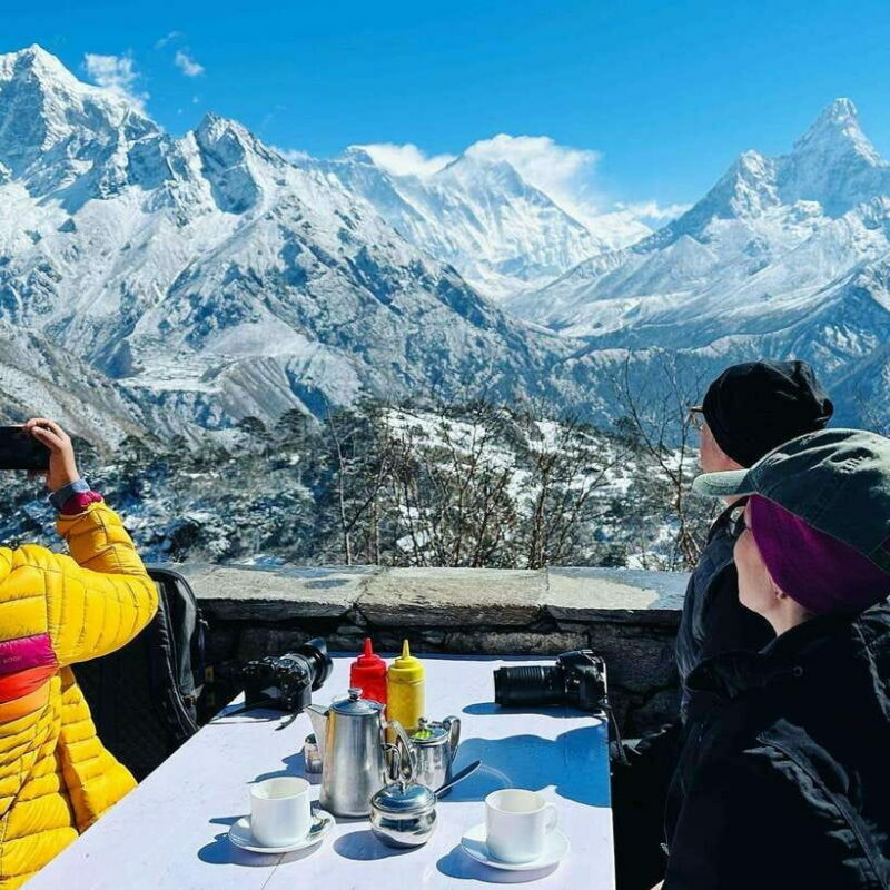 Kathmandu: Everest Helicopter Tour with Landing & Breakfast - FAQs